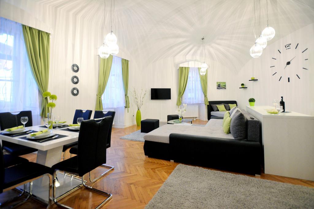 Varkapitany Apartman Eger Exteriér fotografie