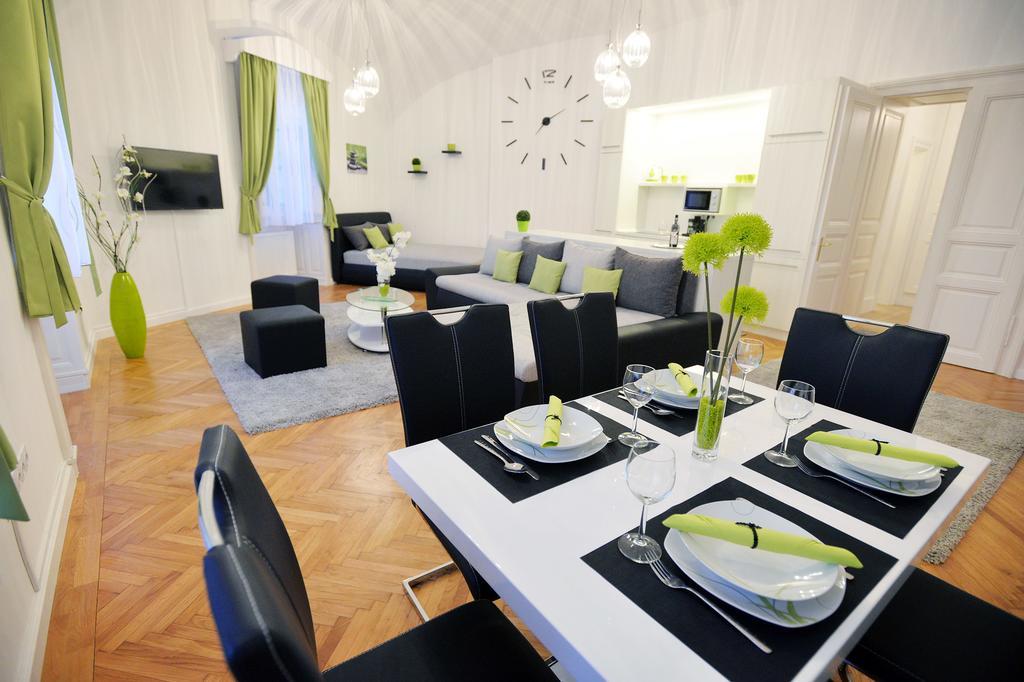 Varkapitany Apartman Eger Exteriér fotografie